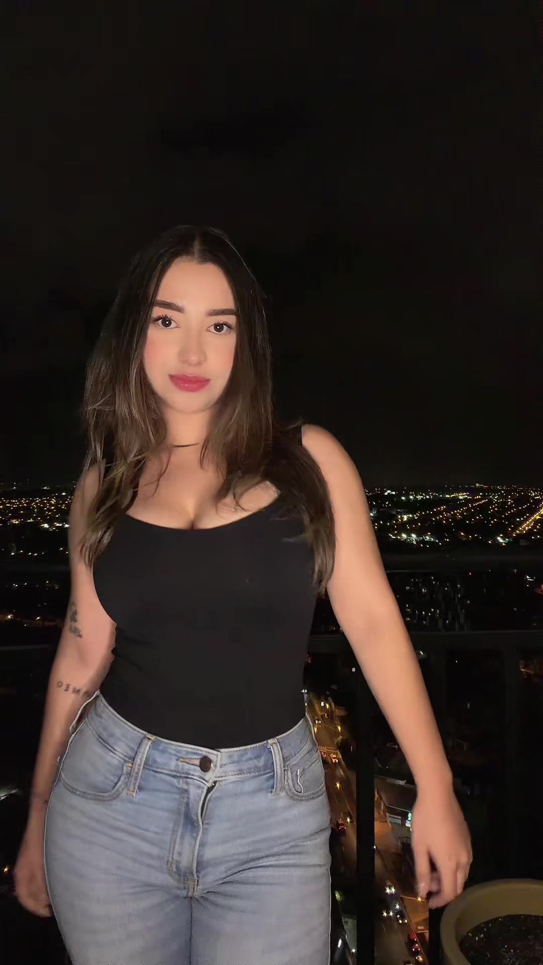 @𝒜𝑀𝐸𝐿𝐼𝒜 𝒜𝑅𝒞𝐻𝐼𝐿𝒜
