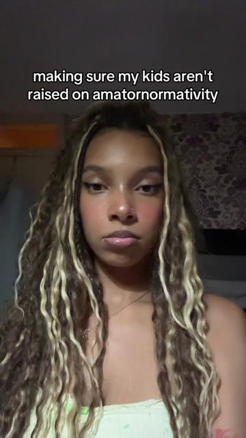 @asexualbarbie