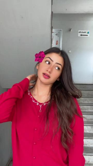 @बबिता ᥫ᭡