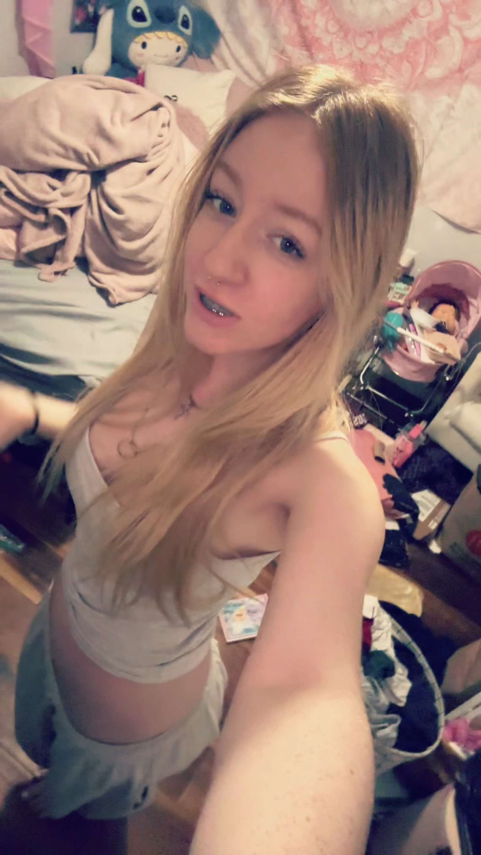 @Lyr🦄✨