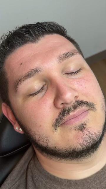 @HENNY | SAN DIEGO BROW ARTIST