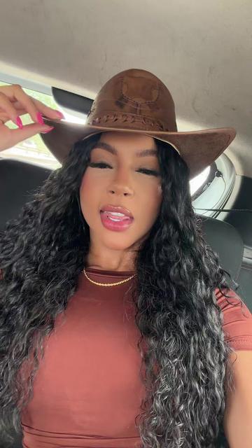@Miireladeza💋