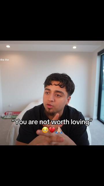 @jamesitolivee