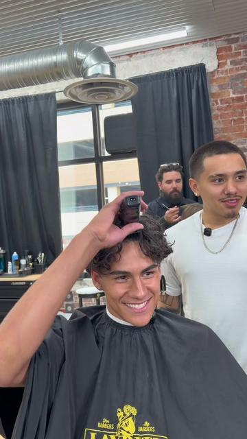 @Kelowna Barber Atias
