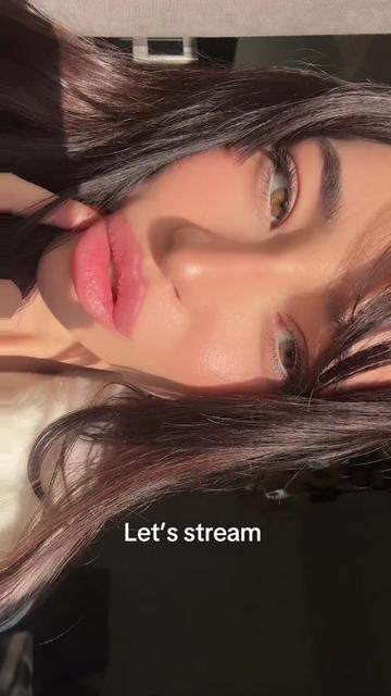 @Arina💕