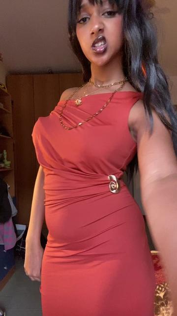 @In_daiana_jones