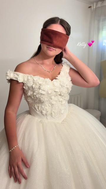 @MANICACOUTURE