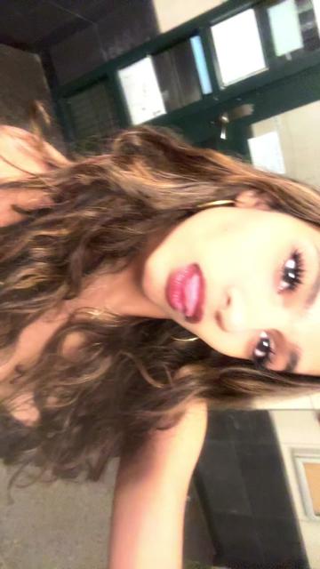 @<3