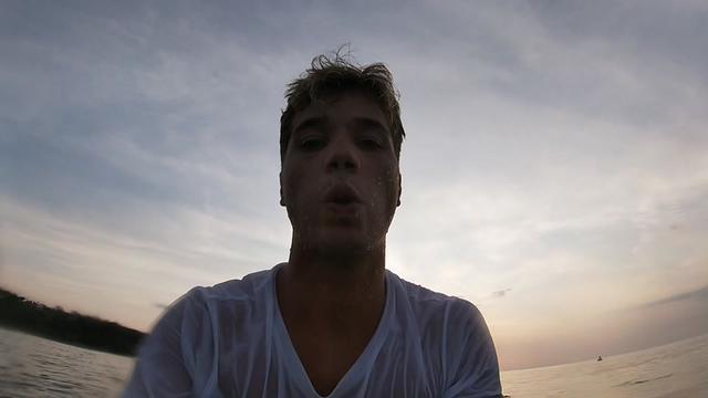 @oscarcc_surfs