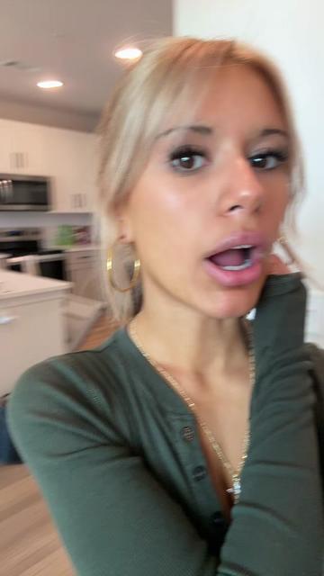 @okivia
