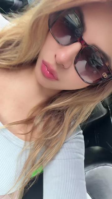 @Laurita