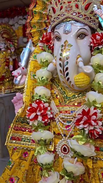 @Shri Radha Krishna Mandir