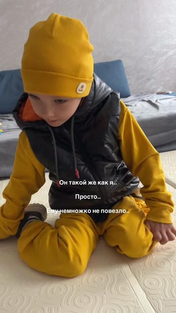@ЖИЗНЬ ИСПЫТЫВАЕТ