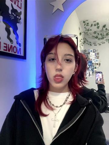@𝘝𝘪-✄