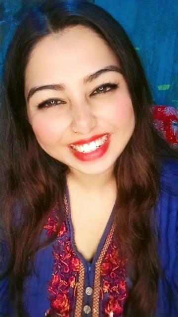 @Neha Live