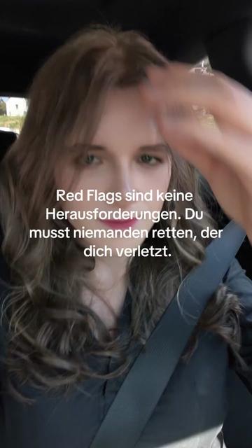 @Laurababyemily