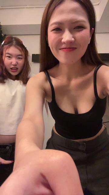 @thisweiz