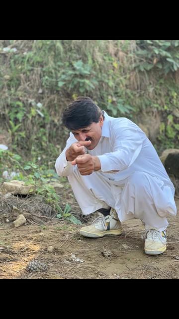 @shuJaa_Bhai