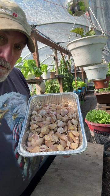 @GROWING_EDIBLE_PLANTS