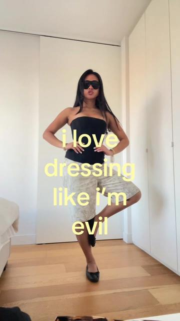 @TH💋NIA