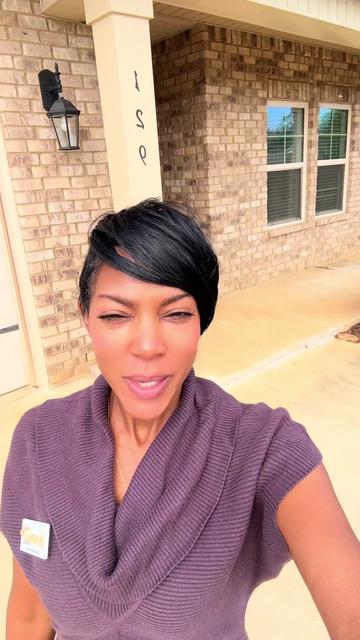 @Verenetta Johnson, REALTOR&reg;