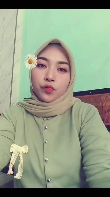 @Adeanie