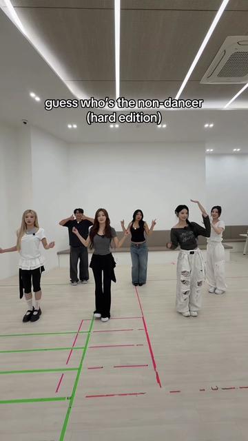 @RJ