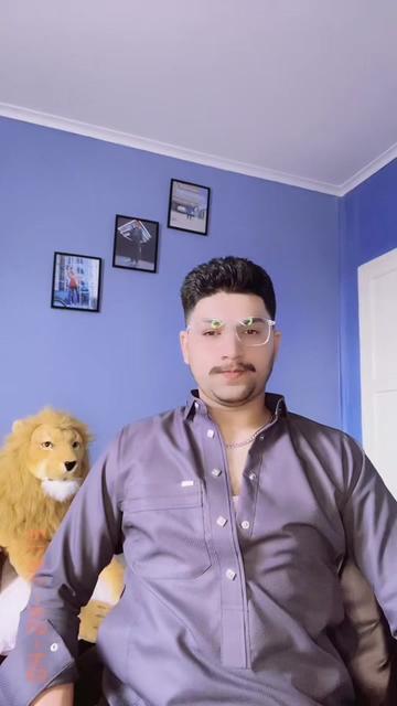@Royaljutt Top kiNg💪🦅🇬🇧