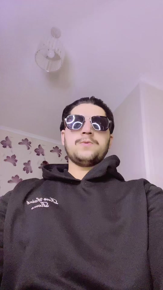 @Royaljutt Top kiNg💪🦅🇬🇧