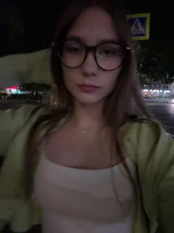 @викуся