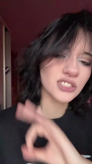 @кара кроватт👾