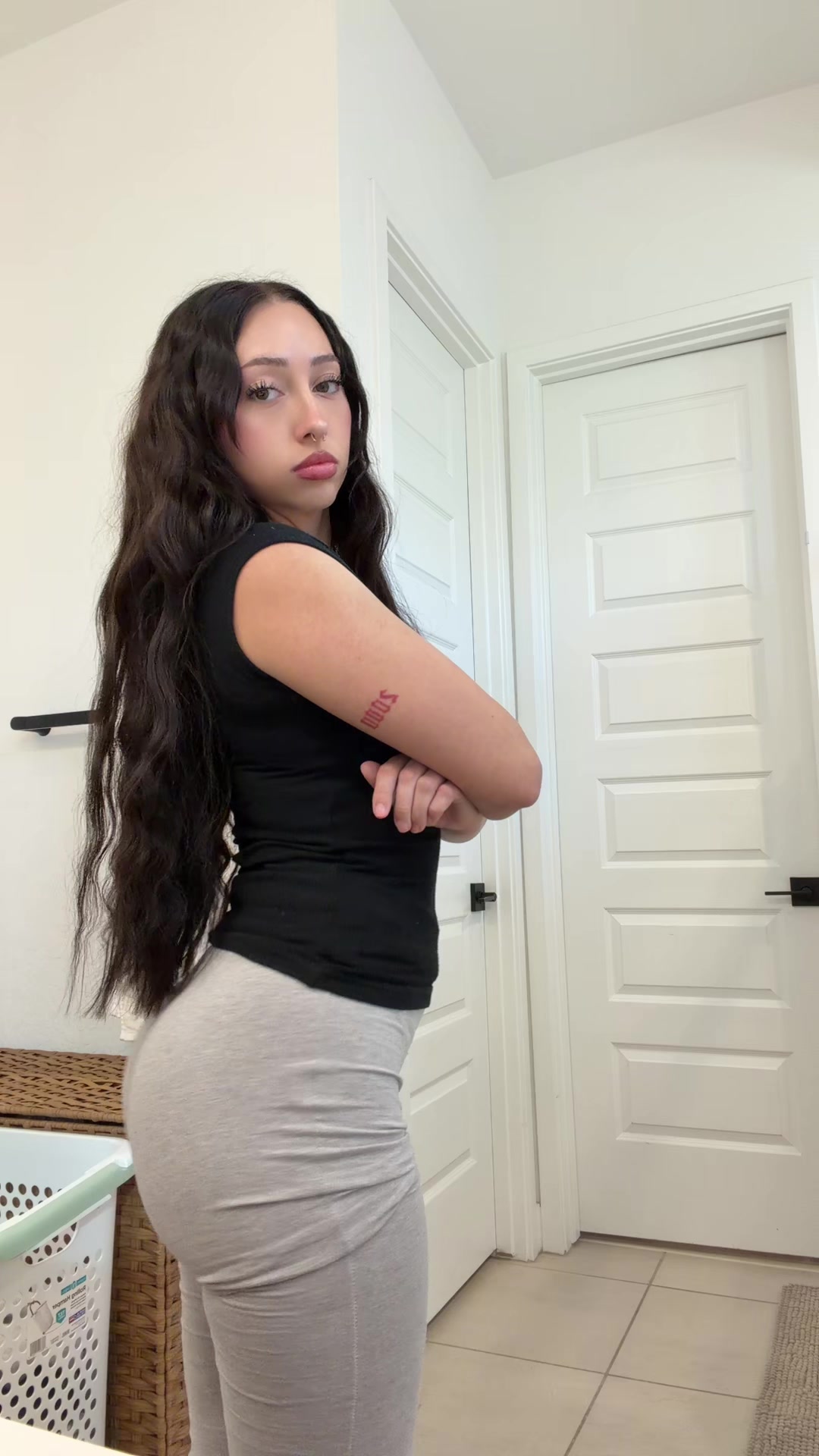 @👩🏻