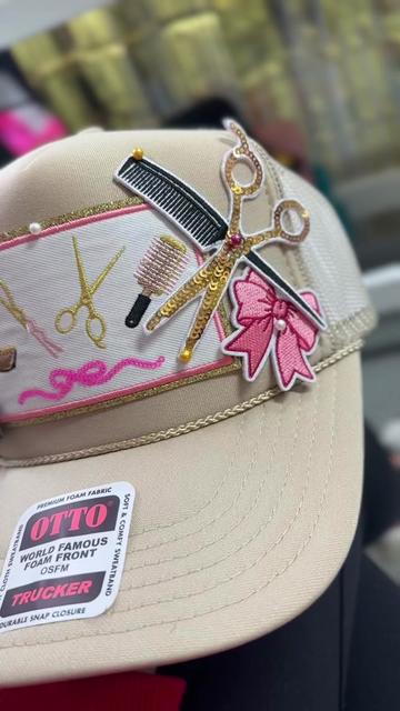 @Brim Babe Mobile Hat Bar