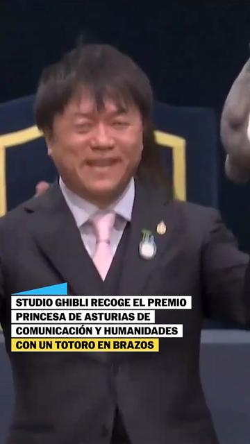 @El País
