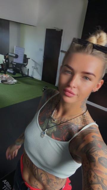 @AmandaDink
