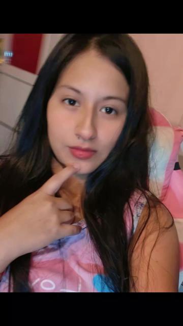@🦋A'naly Chuquihuanga🥰🍒😘
