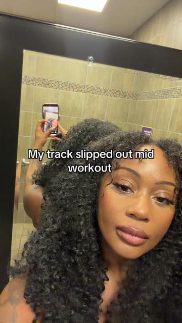 @Moni