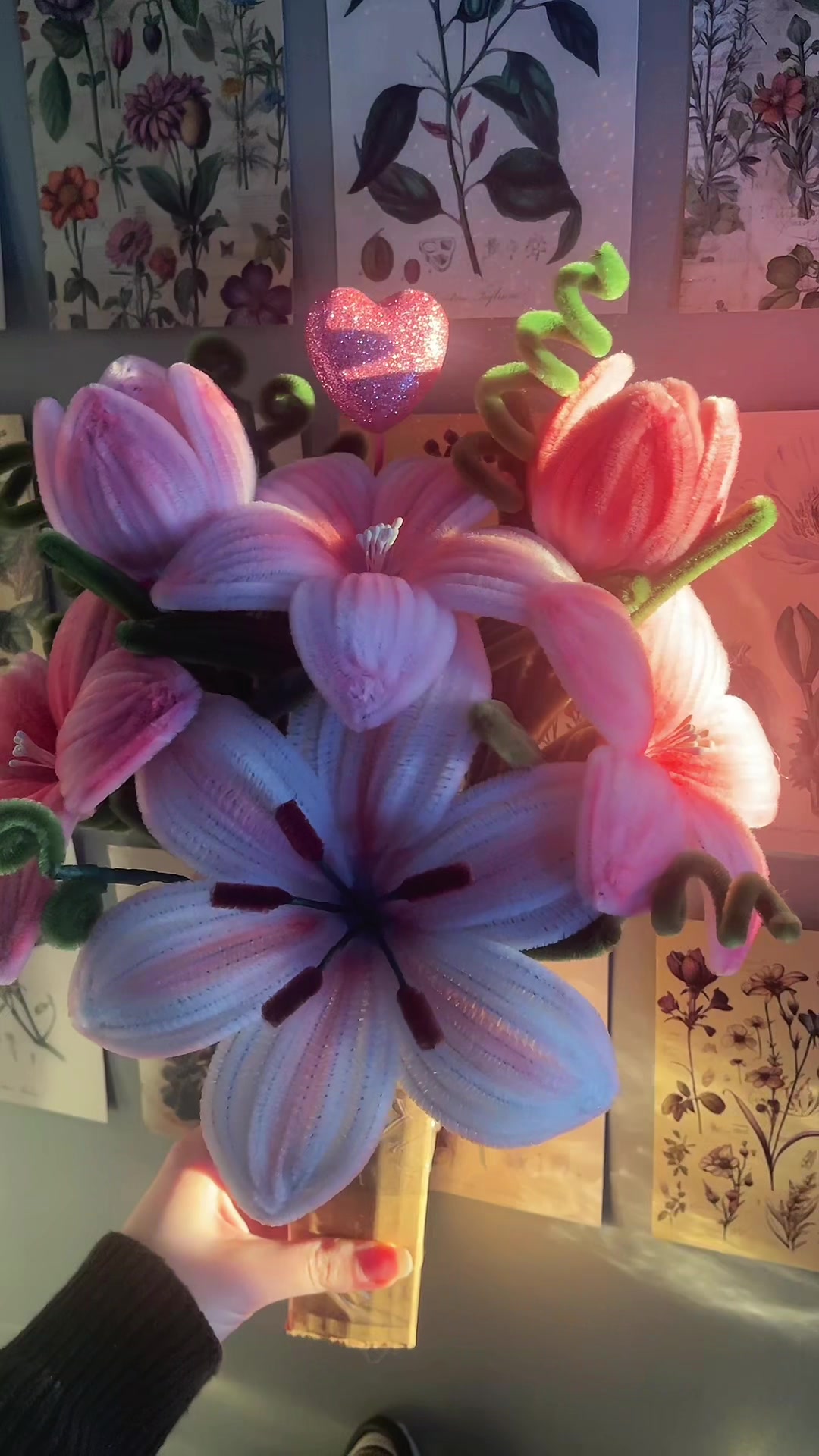 @Crescent Flowers 💐