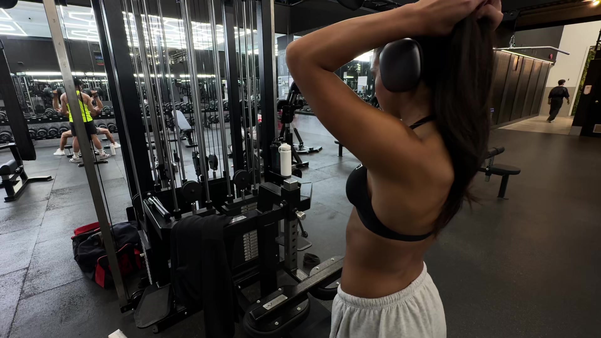 @KiaraLift