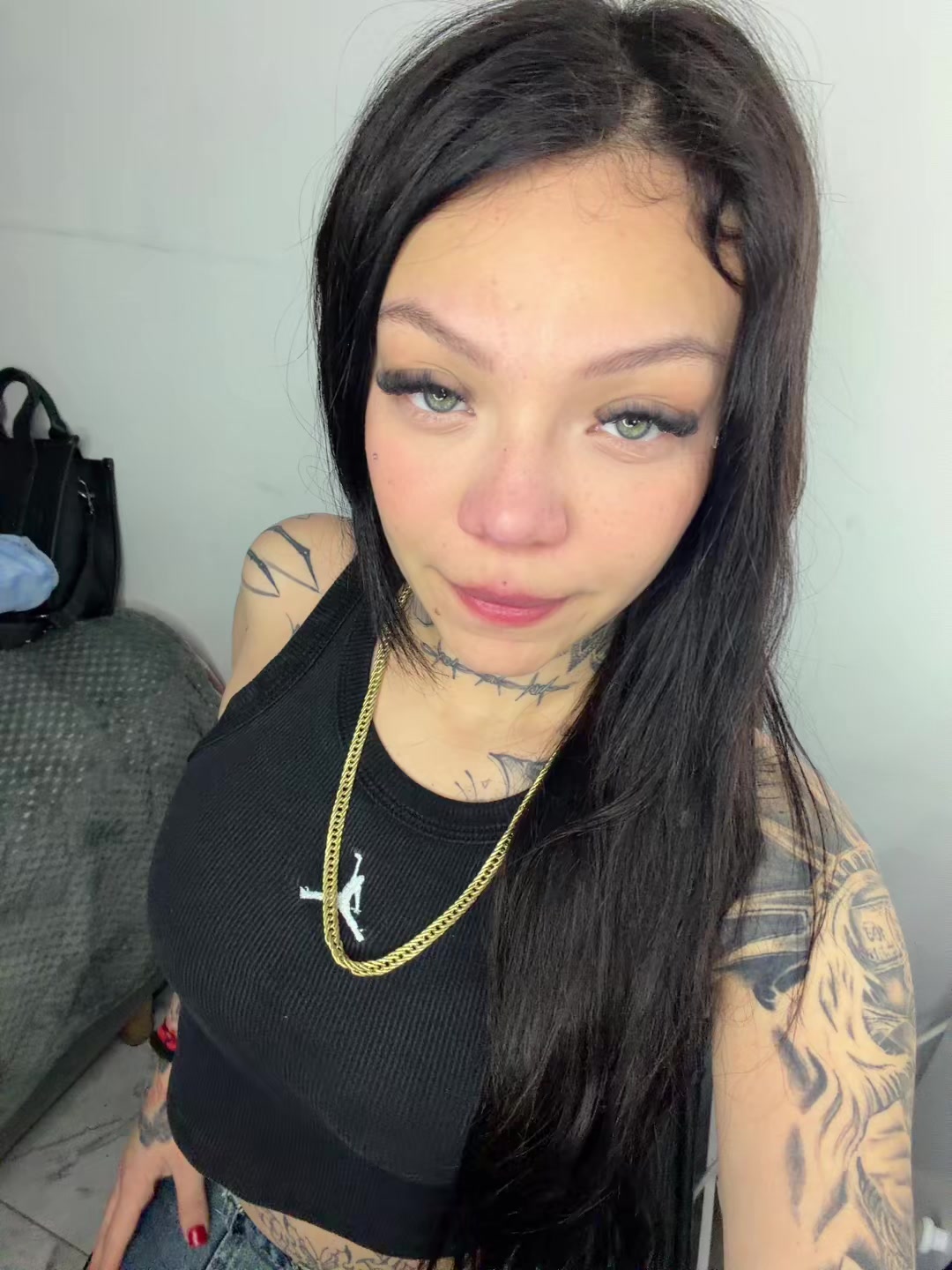 @wachamaldita
