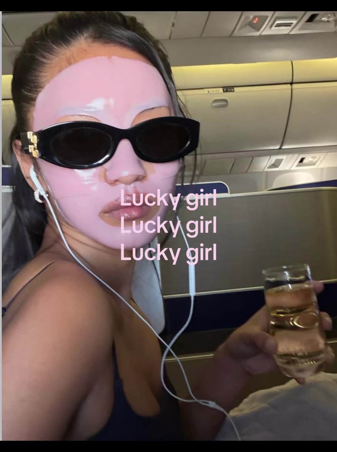 @Violeta