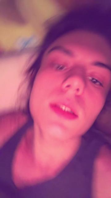 @lilh0m0fr