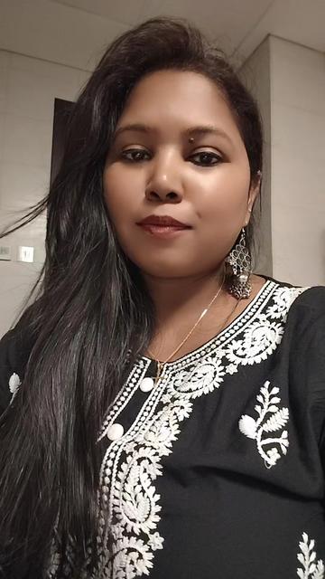 @lovely ❤️ queen 👑❤️