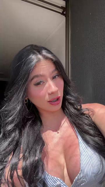@Adriana Daniela🩵