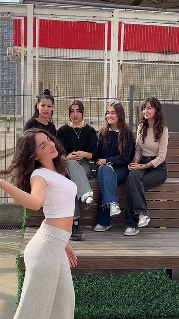 @leila barfi