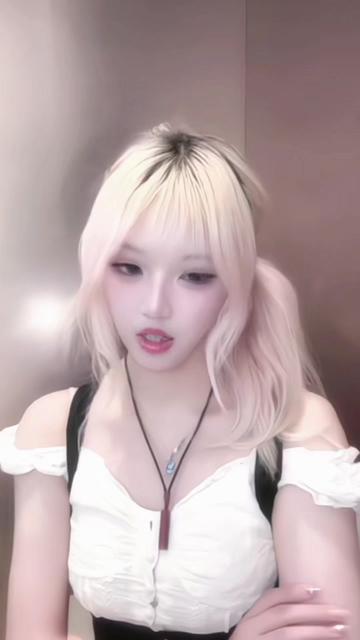 @ゆり