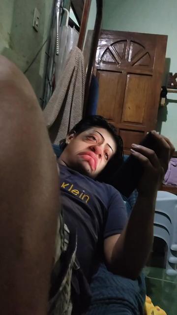 @kweeni