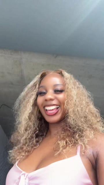 @Sourire Truelove