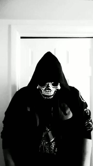 @R3B3L_V01D