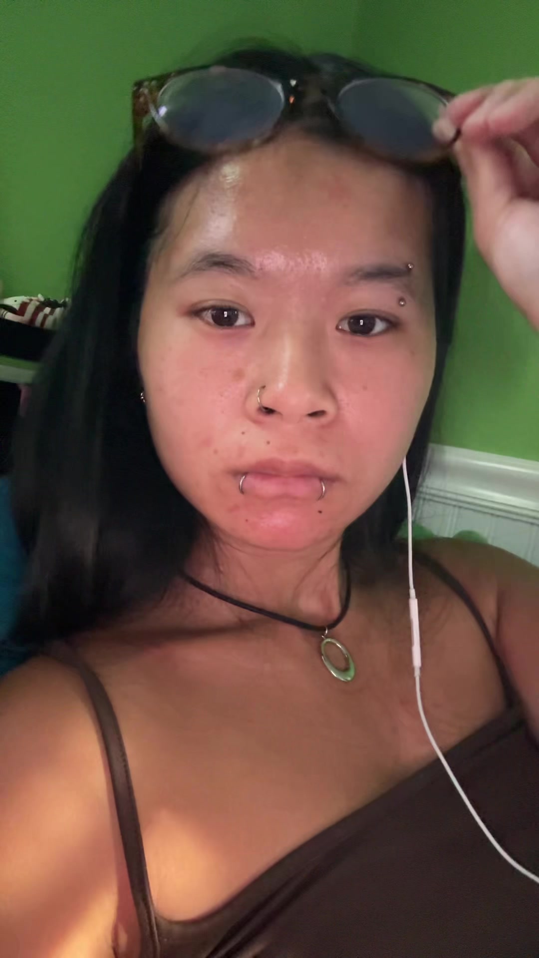 @￼